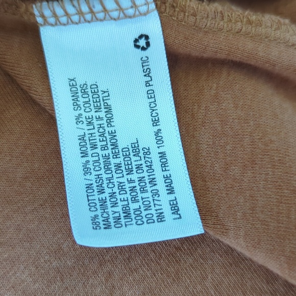 Tank top bundle - Picture 8 of 12